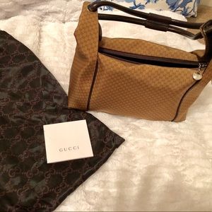 IMPECABLE 💯 AUTHENTIC mini gg GUCCI PURSE 👜